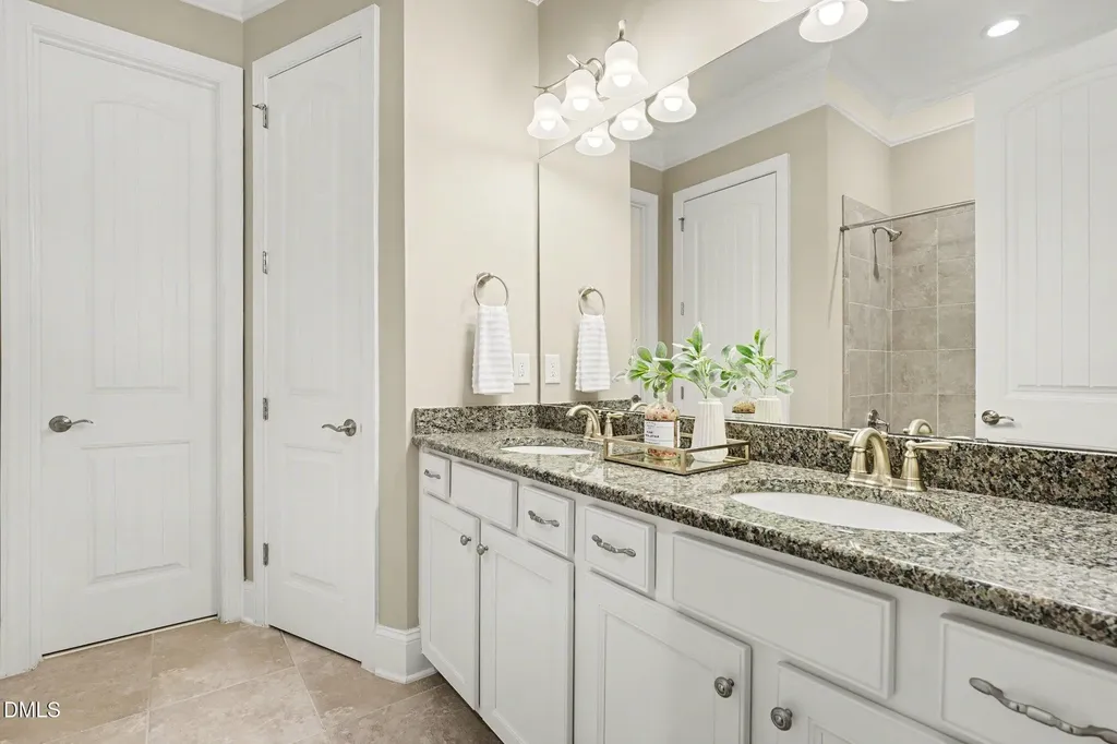 3812 Essex Garden Lane Raleigh NC 27612