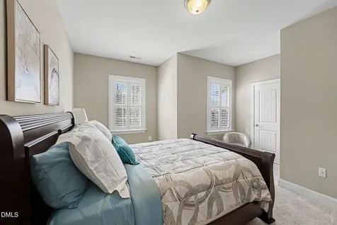 3812 Essex Garden Lane Raleigh NC 27612