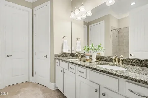 3812 Essex Garden Lane Raleigh NC 27612