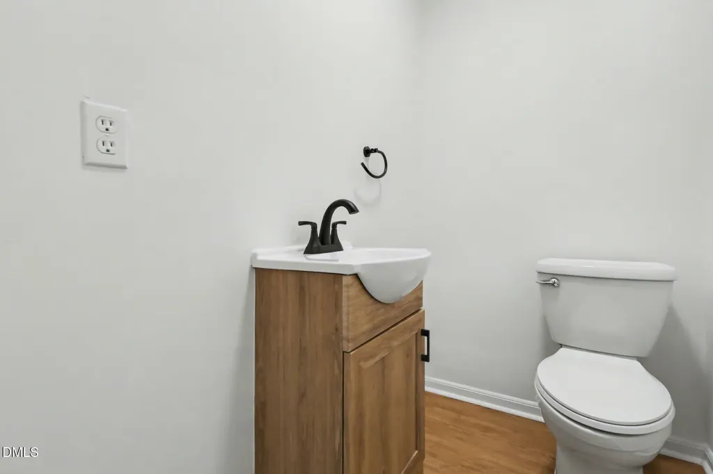 2608 Adcox Place Raleigh NC 27610