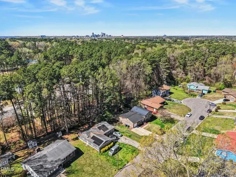 2608 Adcox Place Raleigh NC 27610