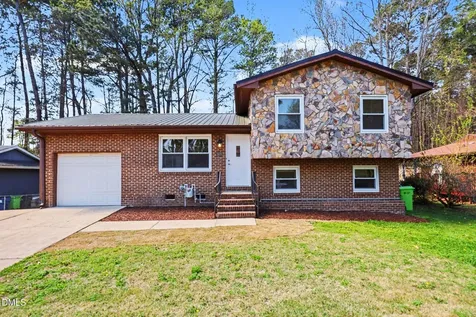 2608 Adcox Place Raleigh NC 27610
