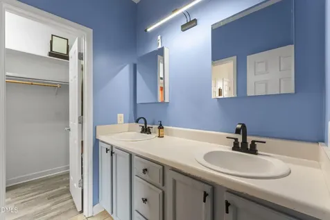 70 Harrison Street Zebulon NC 27597