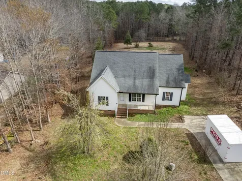 70 Harrison Street Zebulon NC 27597