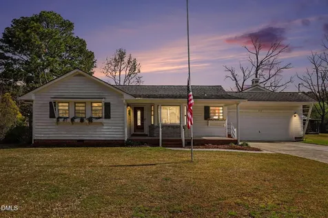 414 E Fremont Street Kenly NC 27542
