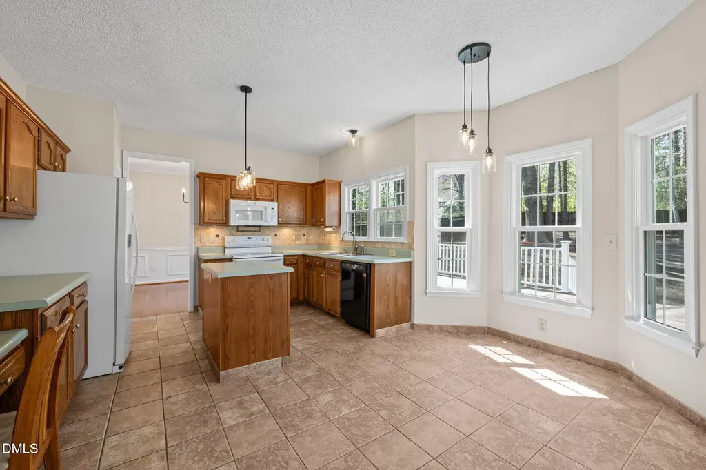 829 Penncross Drive Raleigh NC 27610