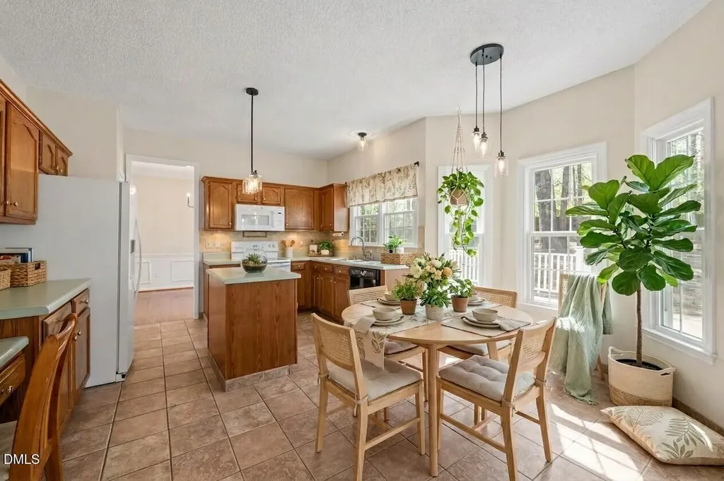 829 Penncross Drive Raleigh NC 27610
