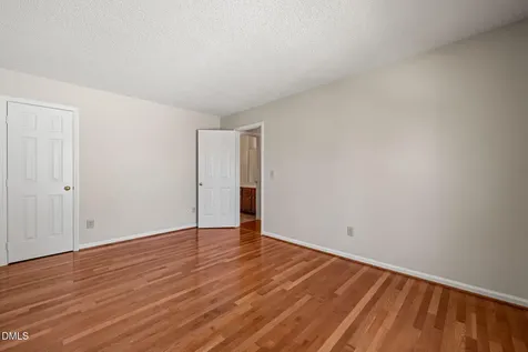 829 Penncross Drive Raleigh NC 27610