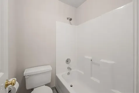 829 Penncross Drive Raleigh NC 27610