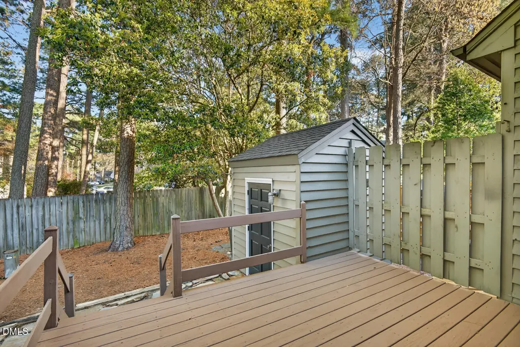 926 Albany Court Raleigh NC 27615