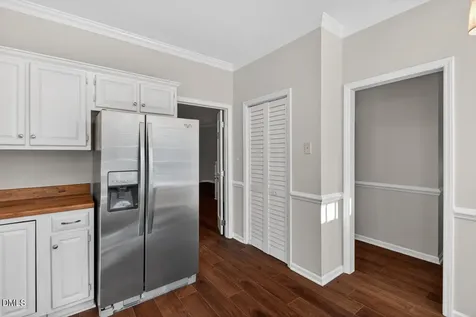 926 Albany Court Raleigh NC 27615