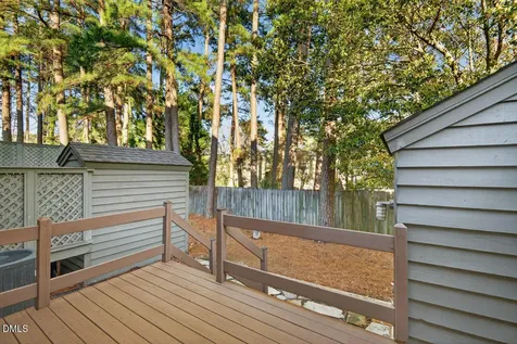 926 Albany Court Raleigh NC 27615