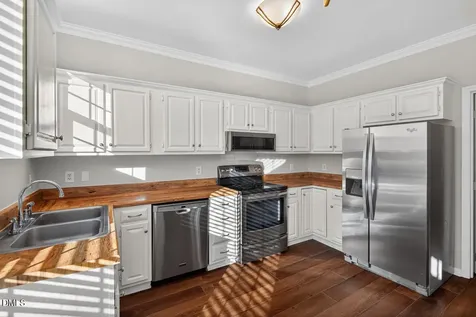 926 Albany Court Raleigh NC 27615
