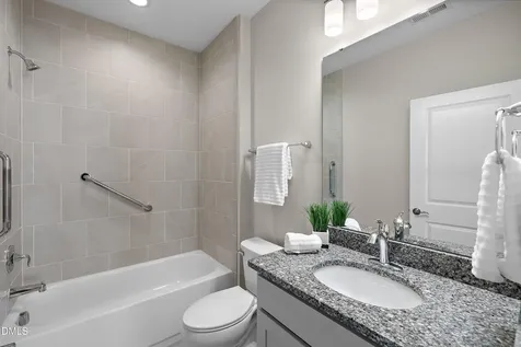 1006 Sounding Lane Durham NC 27703