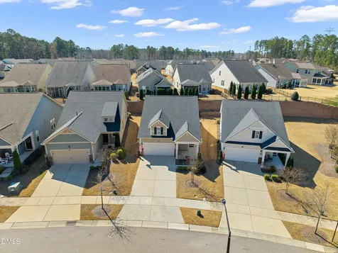 1006 Sounding Lane Durham NC 27703
