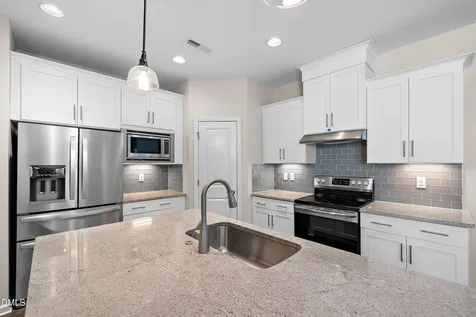 1006 Sounding Lane Durham NC 27703