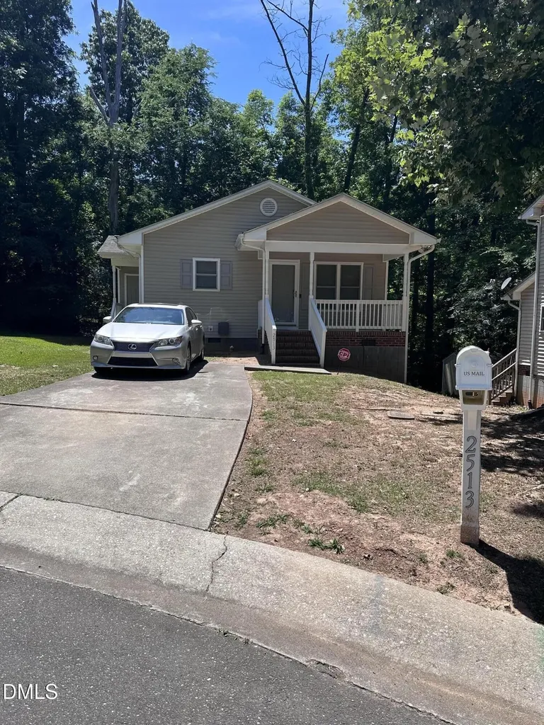 2513 Lindbergh Street Durham NC 27704