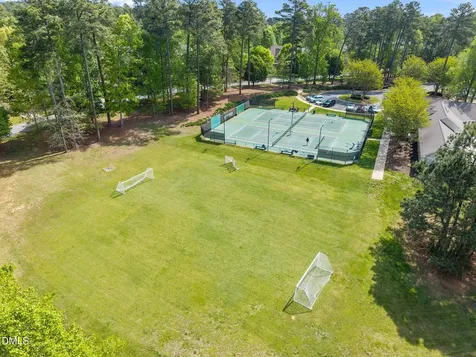 564 Mountain Laurel Chapel Hill NC 27517