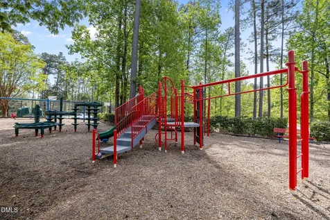 564 Mountain Laurel Chapel Hill NC 27517