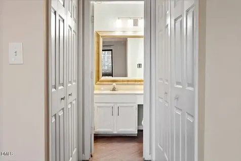 924 New Kent Place Cary NC 27511