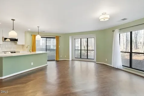 924 New Kent Place Cary NC 27511