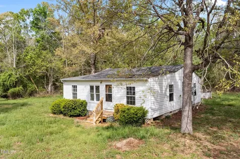 4919 Mt Willing Road Mebane NC 27302