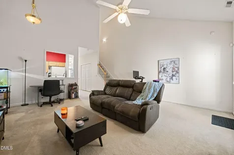 33 Signet Drive Durham NC 27704