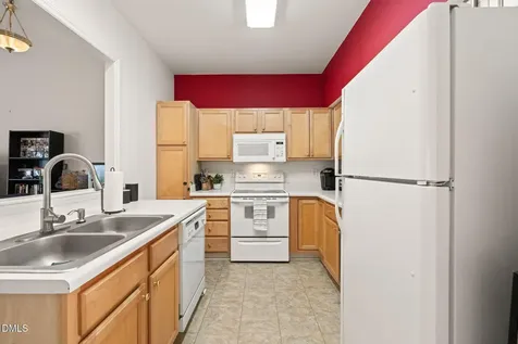 33 Signet Drive Durham NC 27704