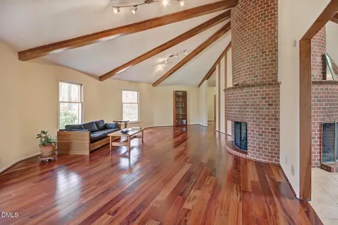 5111 Tudor Place Durham NC 27713