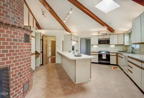 5111 Tudor Place Durham NC 27713
