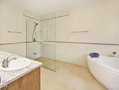 5111 Tudor Place Durham NC 27713