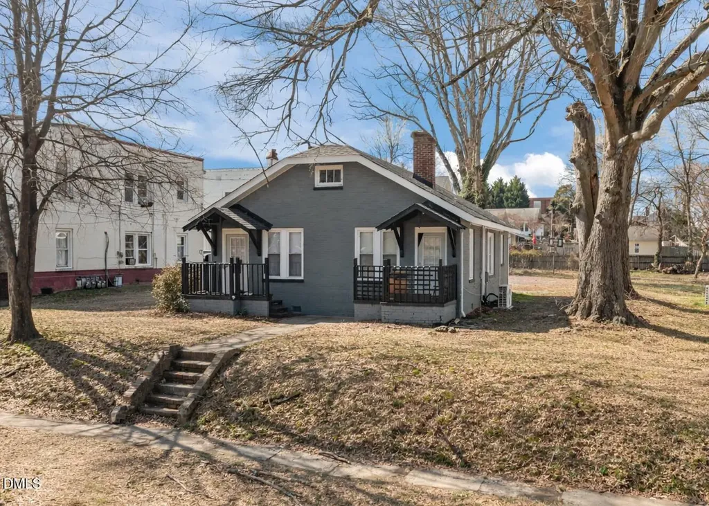 204 W Holt Street Burlington NC 27217