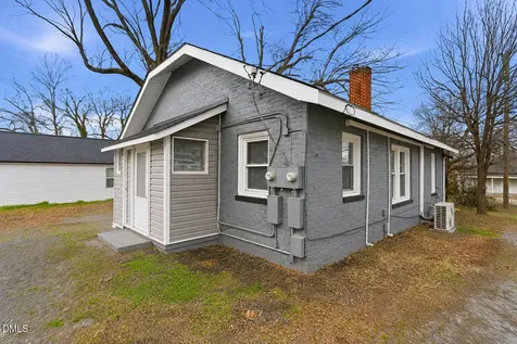 204 W Holt Street Burlington NC 27217