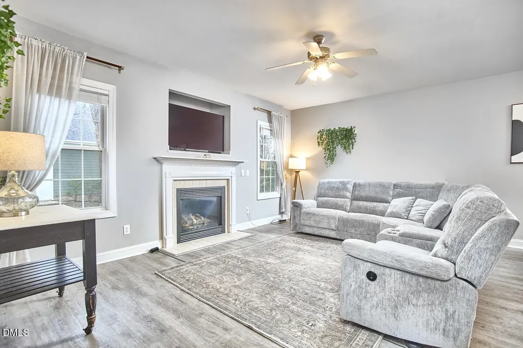 3821 La Costa Way Raleigh NC 27610