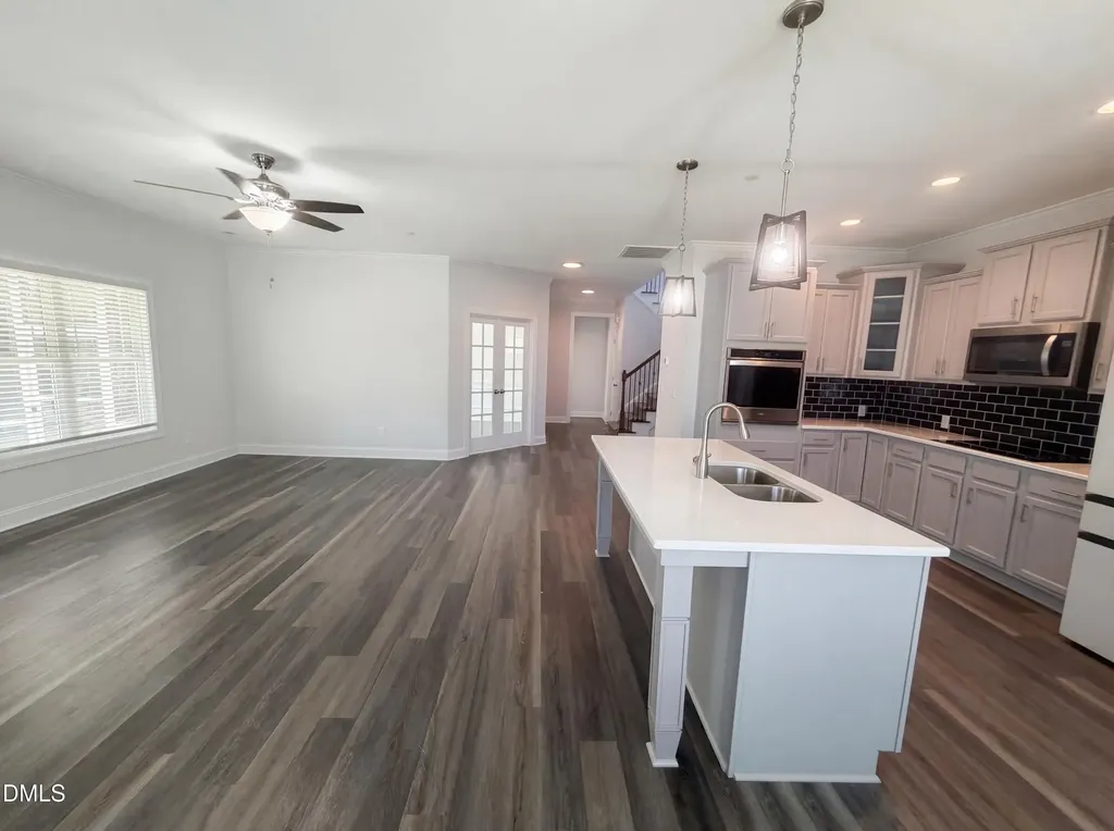 333 Oakhaven Drive Holly Springs NC 27540