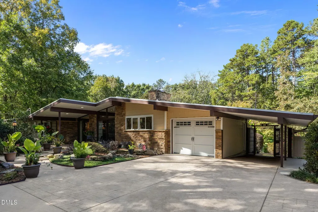 5219 Coronado Drive Raleigh NC 27609