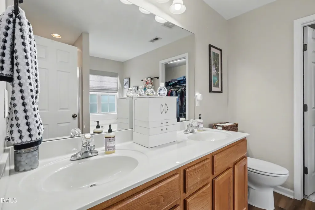 2016 Kedvale Avenue Raleigh NC 27617