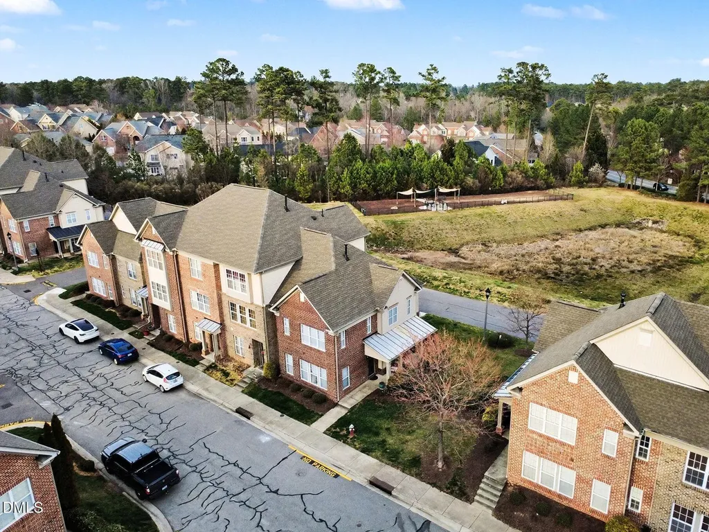 2016 Kedvale Avenue Raleigh NC 27617