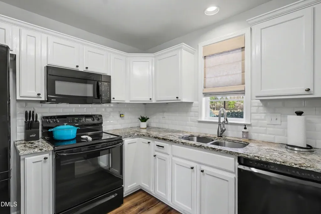 2016 Kedvale Avenue Raleigh NC 27617