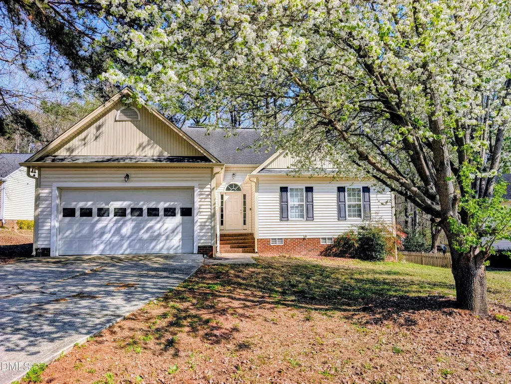 102 Ashton Court Clayton NC 27527
