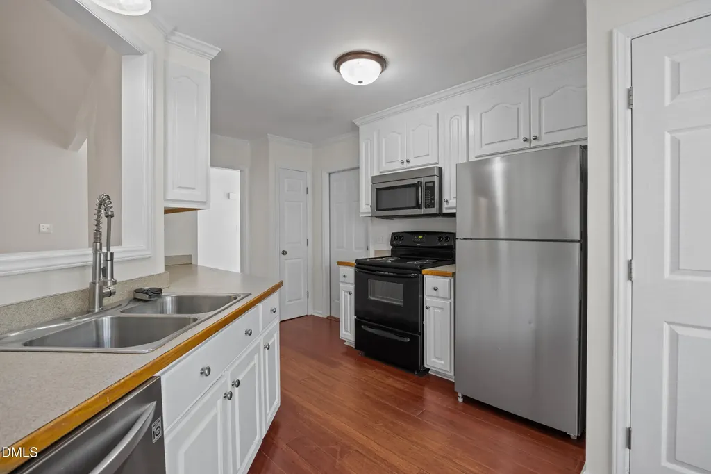 102 Ashton Court Clayton NC 27527