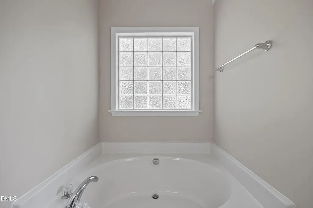 102 Ashton Court Clayton NC 27527