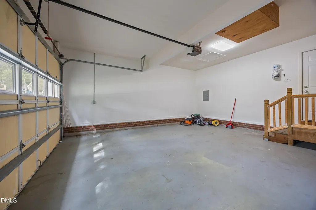 102 Ashton Court Clayton NC 27527