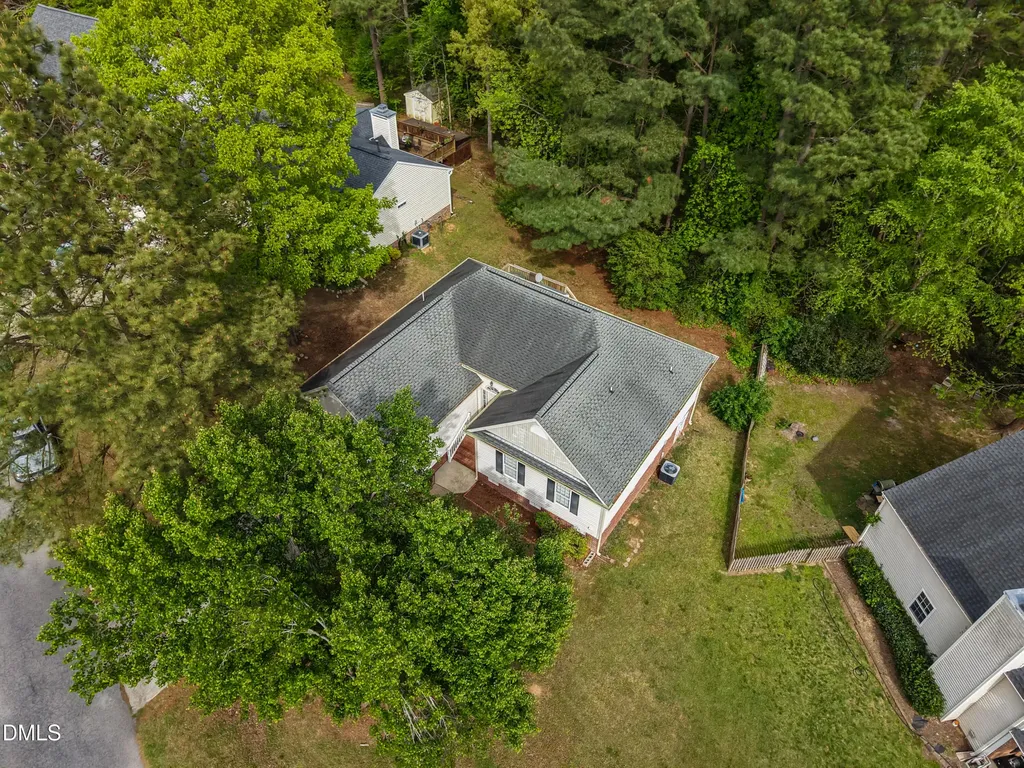 102 Ashton Court Clayton NC 27527