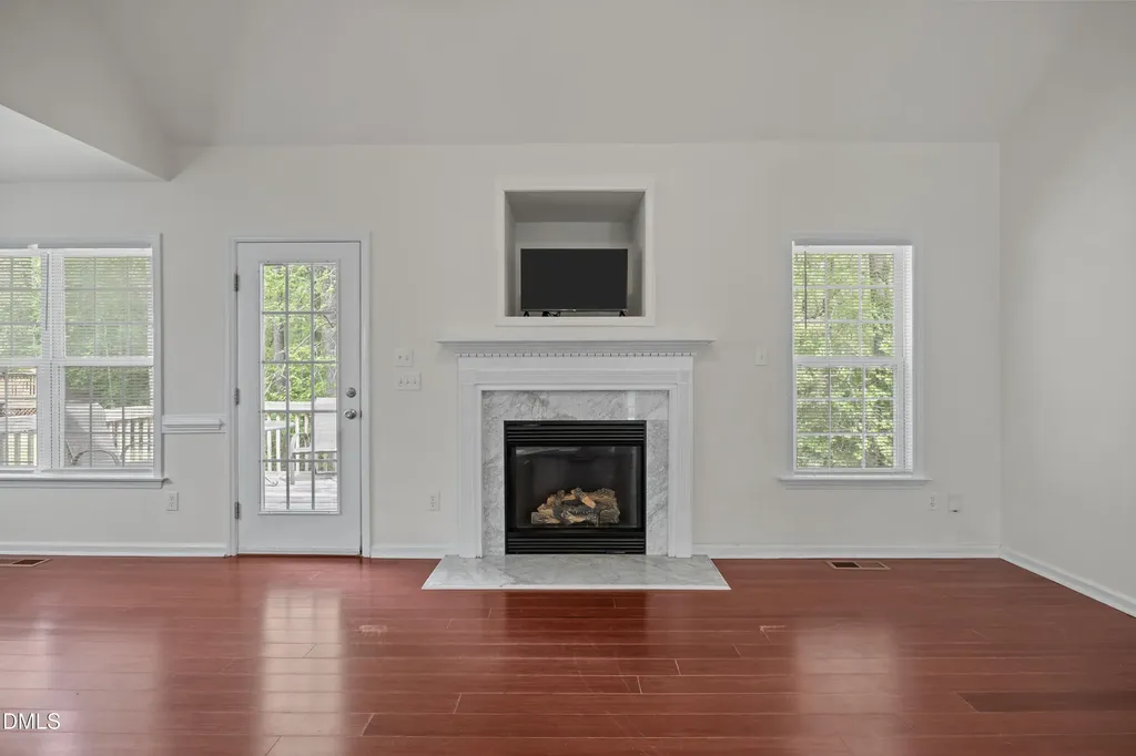 102 Ashton Court Clayton NC 27527