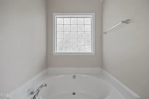 102 Ashton Court Clayton NC 27527