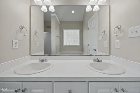 102 Ashton Court Clayton NC 27527