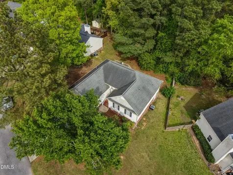 102 Ashton Court Clayton NC 27527