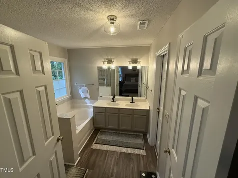 3348 Daingerfield Drive Raleigh NC 27616