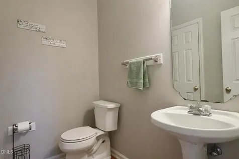 3348 Daingerfield Drive Raleigh NC 27616